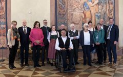 Ehrung Christiana Felber und Franz Bernd Olbrich - Bild von Alica Köstler-Hösl - zugeschnitten