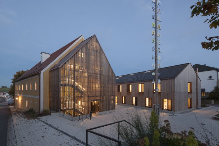 NOS beleuchtet - 2024.10.17_deppisch scheyern_ballasus.jpg