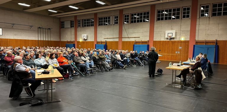 Bild Bürgerinfoveranstaltung Verbesserungsbeitrag Abwasser am 23.10.2025 von Tanja Gruber Bild Bürgerinfoveranstaltung Verbesserungsbeitrag Abwasser am 23.10.2025 von Tanja Gruber